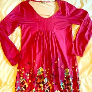 Long sleeved dress with floral